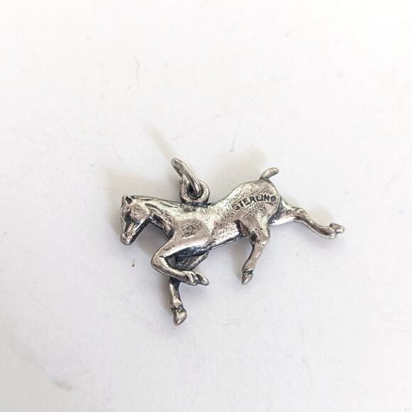 Vintage Estate Sterling Silver Galloping Stallion Show Horse Small Pendant Charm - Picture 1 of 3